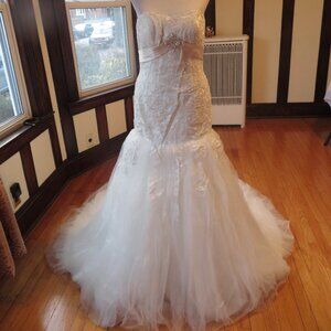 Knightly Wedding Dress K95076-1X